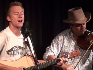 Wagon Wheel - With Pete Denehy (Live)